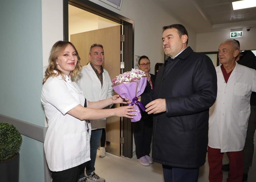 Vali Musa Işın’dan Dünya Radyoloji Günü’nde anlamlı ziyaret
