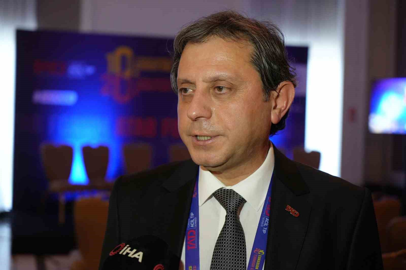 Acil tıpta küresel adalet: "Herkes için eşit sağlık hizmeti"
